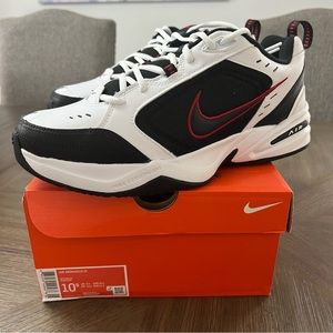 Nike Monarch IV 10.5